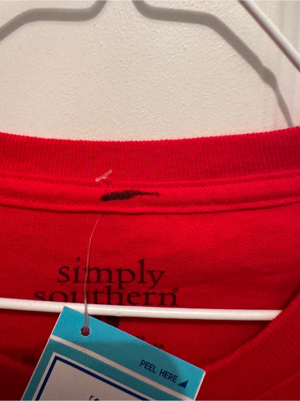 Simply Southern Red Tee with Pink Van Holiday Graphic-Large - Picture 2 of 3